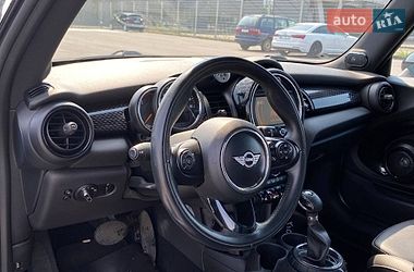 Хэтчбек MINI Cooper 2015 в Львове