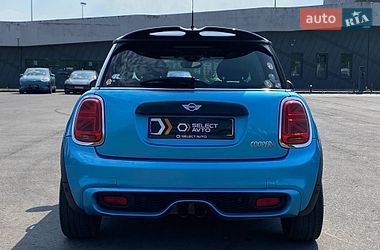 Хэтчбек MINI Cooper 2015 в Львове