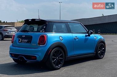 Хэтчбек MINI Cooper 2015 в Львове