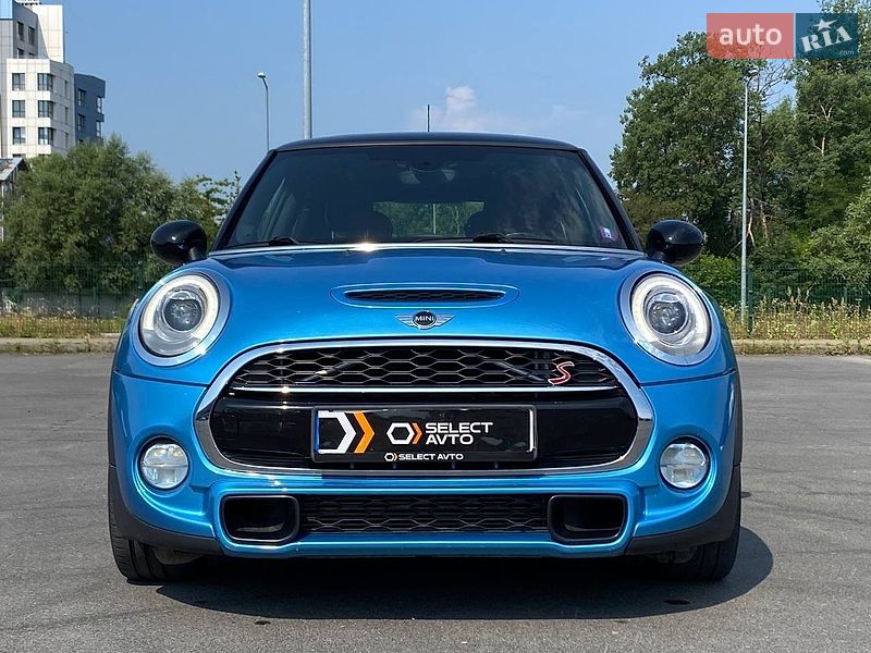 Хэтчбек MINI Cooper 2015 в Львове