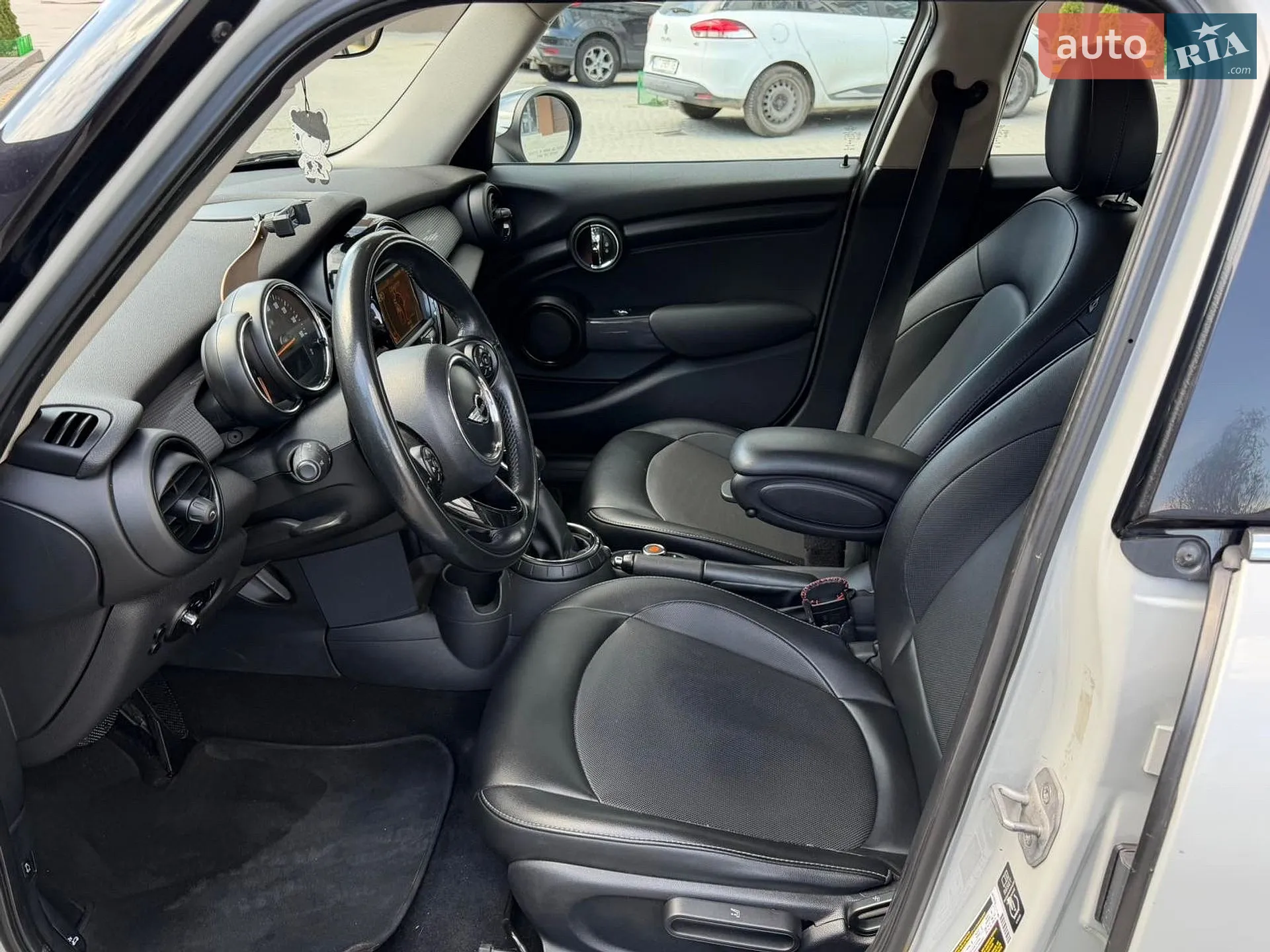 2015 MINI Cooper - мініатюра 18
