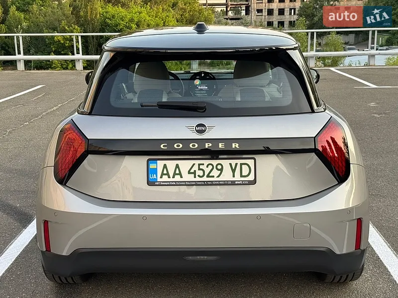 MINI Cooper 2024 VIN WMW11GC090TA65045 фото оголошення 14 з 76