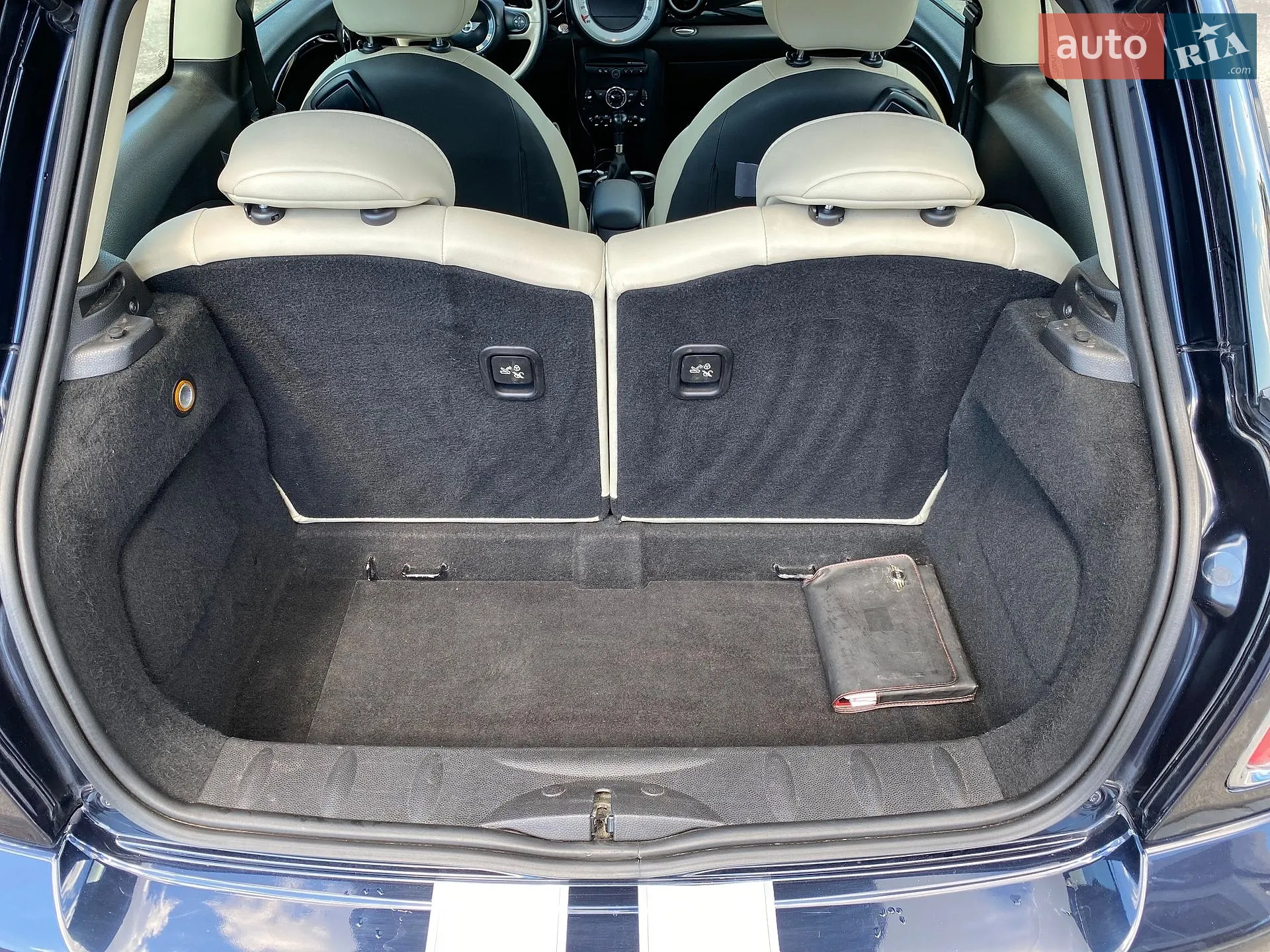 2012 MINI Cooper - мініатюра 16