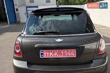 Хэтчбек MINI Cooper 2010 в Киеве