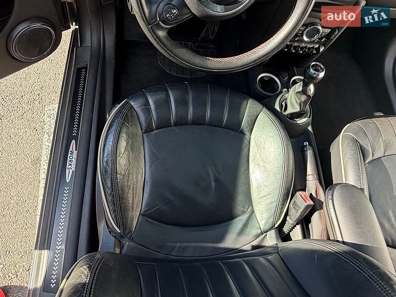 Хэтчбек MINI Cooper 2010 в Киеве