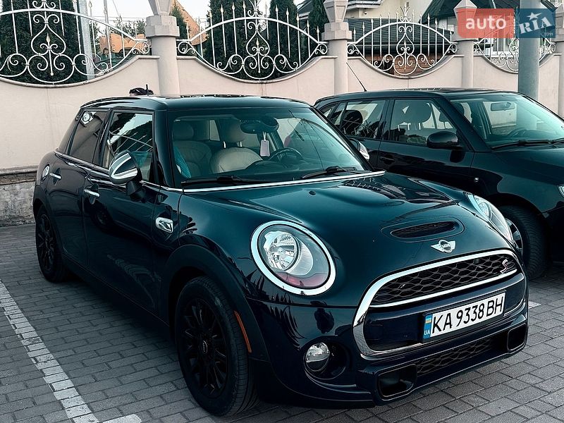 Хетчбек MINI Cooper 2015 в Києві