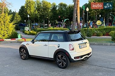 Хэтчбек MINI Cooper 2013 в Харькове