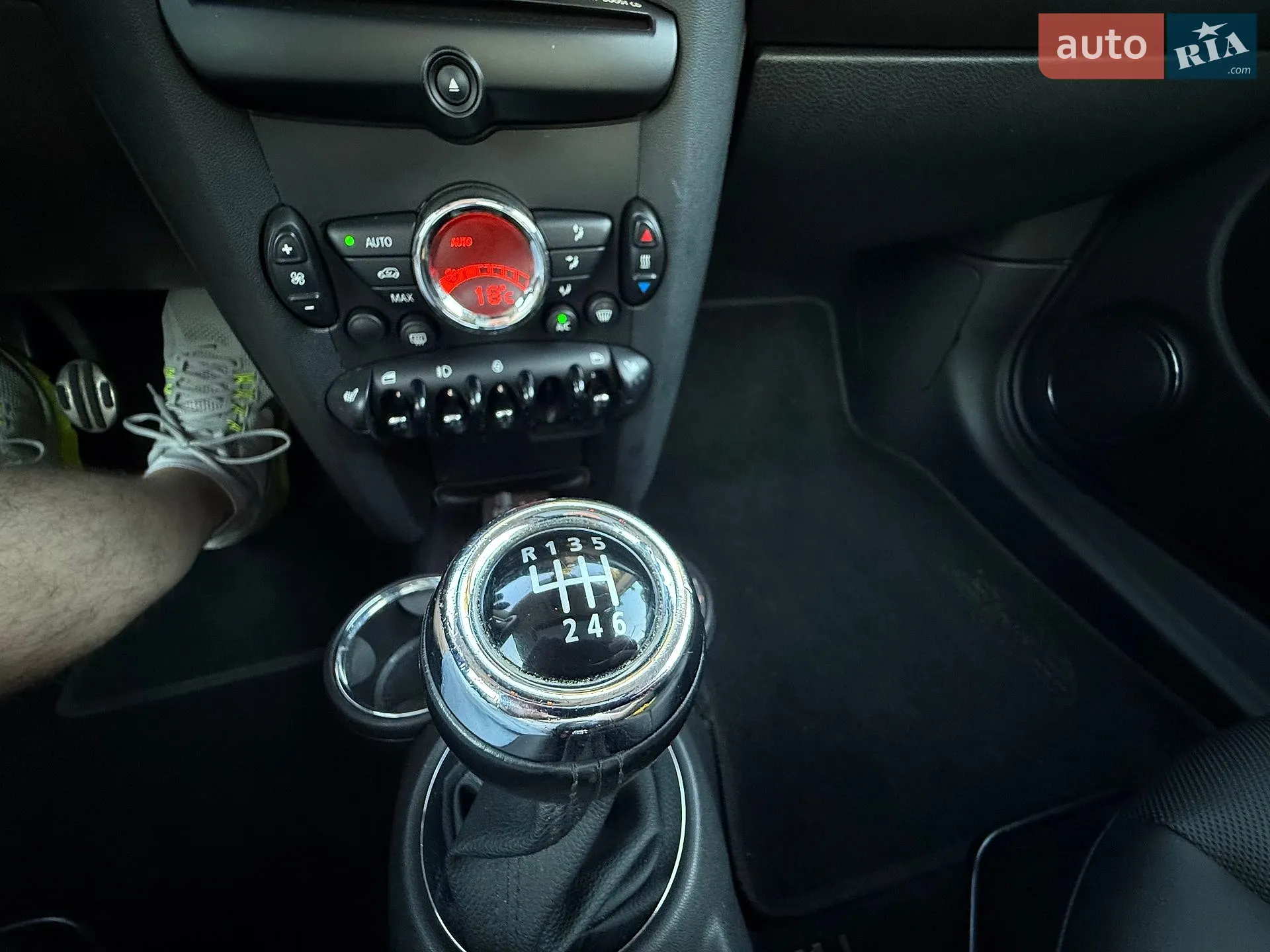 2013 MINI Cooper - мініатюра 5