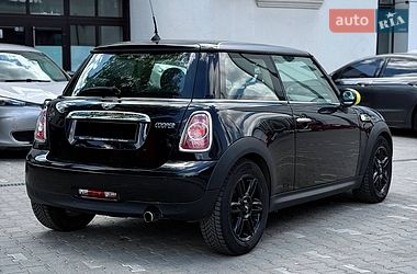 Хетчбек MINI Cooper 2013 в Чернівцях