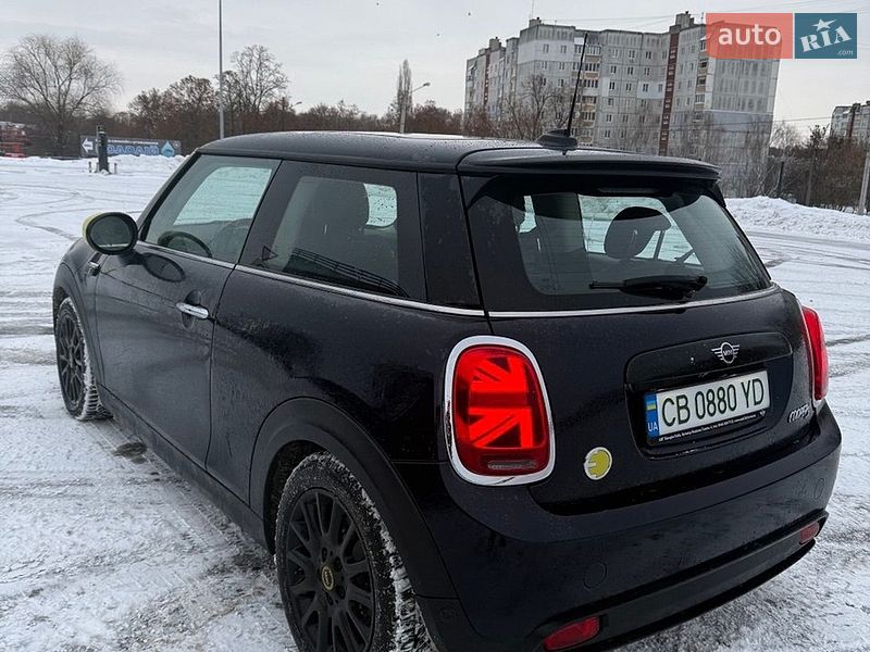 Хэтчбек MINI Cooper 2023 в Киеве фото 4 Хэтчбек MINI Cooper 2023 в Киеве