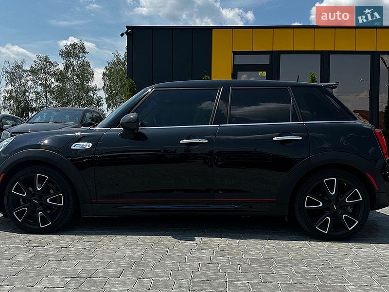 Хэтчбек MINI Cooper 2017 в Ивано-Франковске фото 4 Хэтчбек MINI Cooper 2017 в Ивано-Франковске