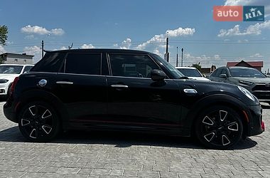 Хэтчбек MINI Cooper 2017 в Ивано-Франковске фото 8 Хэтчбек MINI Cooper 2017 в Ивано-Франковске