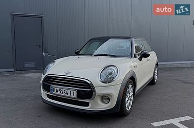 Хэтчбек MINI Cooper 2017 в Киеве