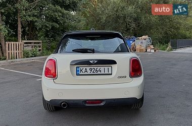 Хэтчбек MINI Cooper 2017 в Киеве