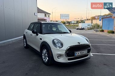 Хэтчбек MINI Cooper 2017 в Киеве