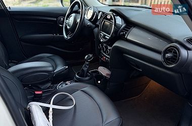 Хэтчбек MINI Cooper 2017 в Киеве
