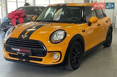 Хэтчбек MINI Cooper 2015 в Киеве
