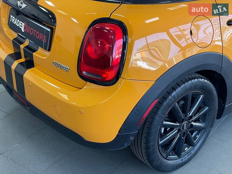 Хэтчбек MINI Cooper 2015 в Киеве