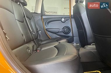 Хэтчбек MINI Cooper 2015 в Киеве