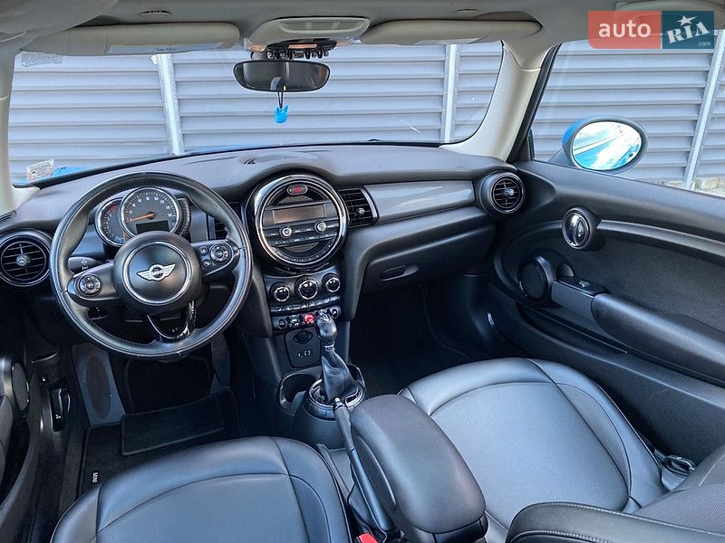 Хэтчбек MINI Cooper 2015 в Киеве