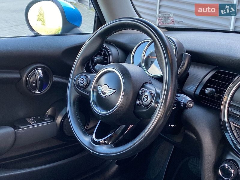 Хэтчбек MINI Cooper 2015 в Киеве