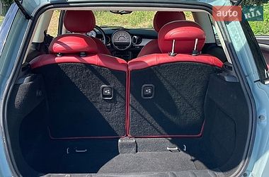 Хэтчбек MINI Cooper 2011 в Львове
