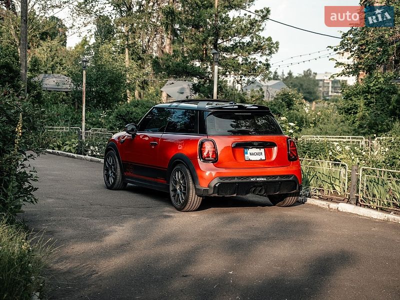 Хетчбек MINI Cooper 2015 в Вінниці