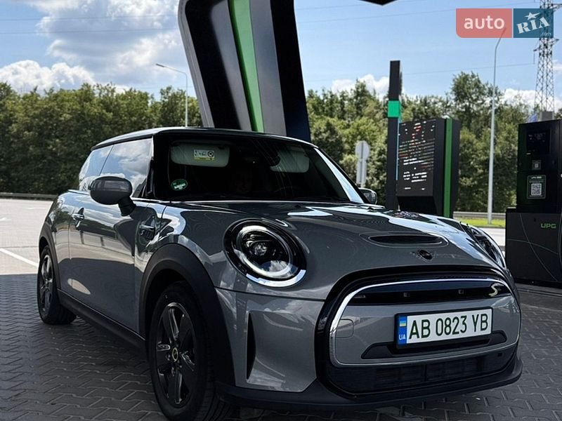 Хэтчбек MINI Cooper 2022 в Виннице