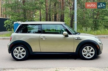 Хэтчбек MINI Cooper 2010 в Киеве