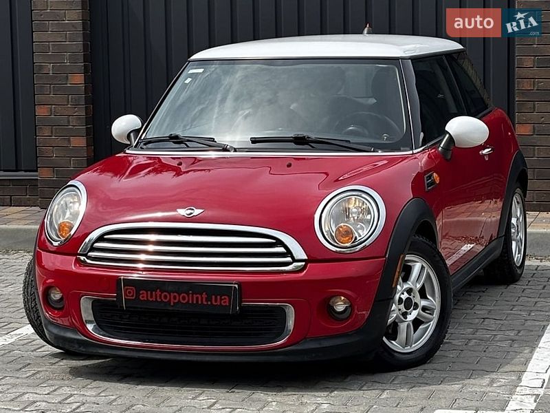 Хетчбек MINI Cooper 2011 в Білогородці