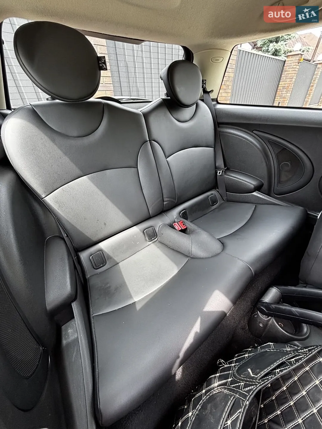 2011 MINI Cooper - мініатюра 18