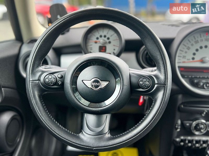 Хэтчбек MINI Cooper 2012 в Львове