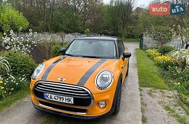 Хэтчбек MINI Cooper 2016 в Киеве