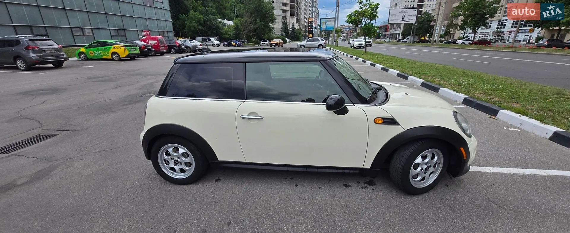 2013 MINI Cooper - мініатюра 11