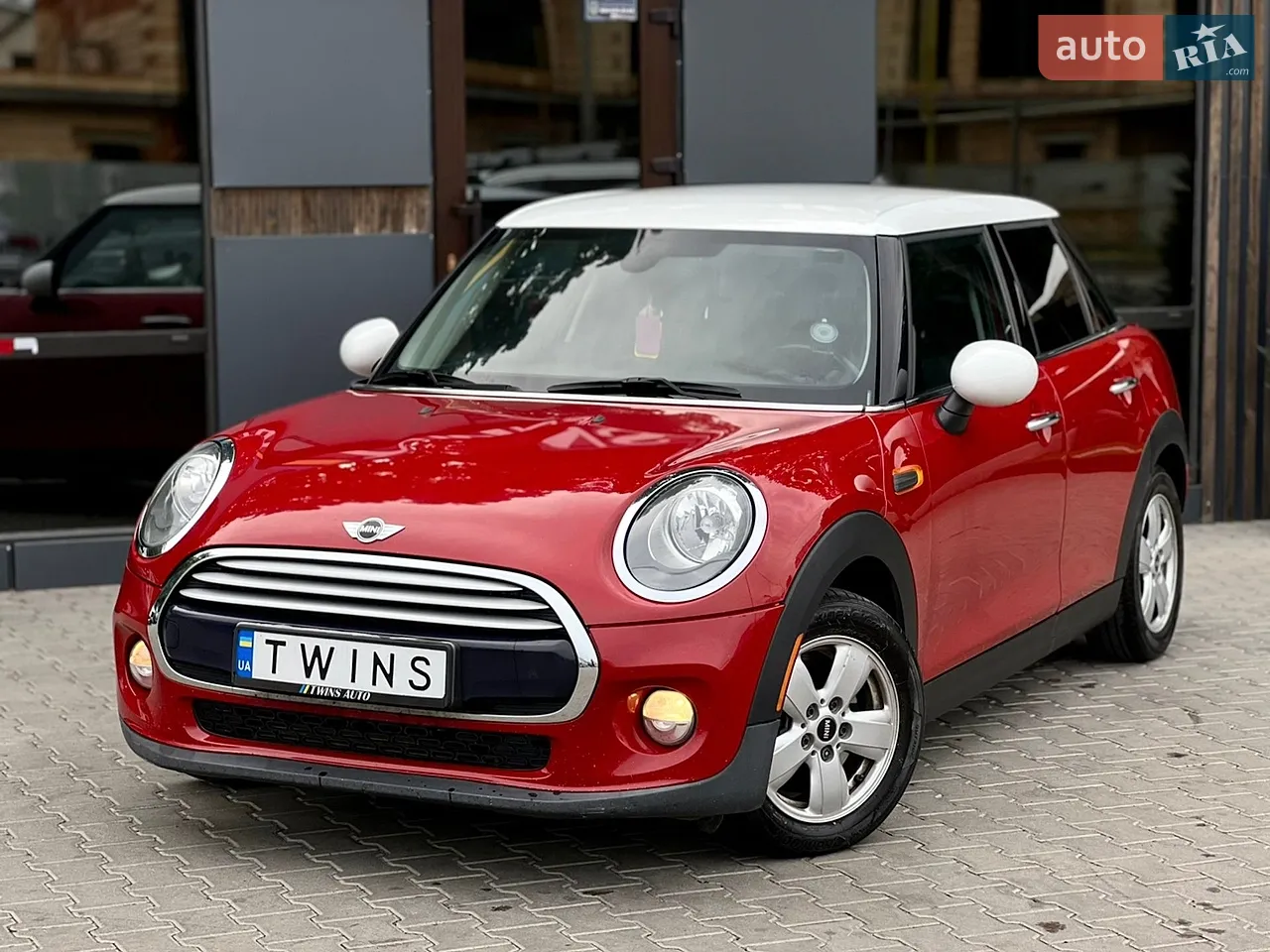 2014 MINI Cooper - мініатюра 16