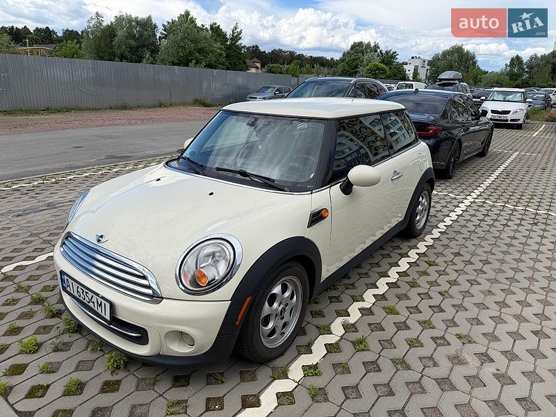 MINI Cooper 2012