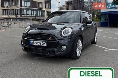 Хэтчбек MINI Cooper 2017 в Киеве