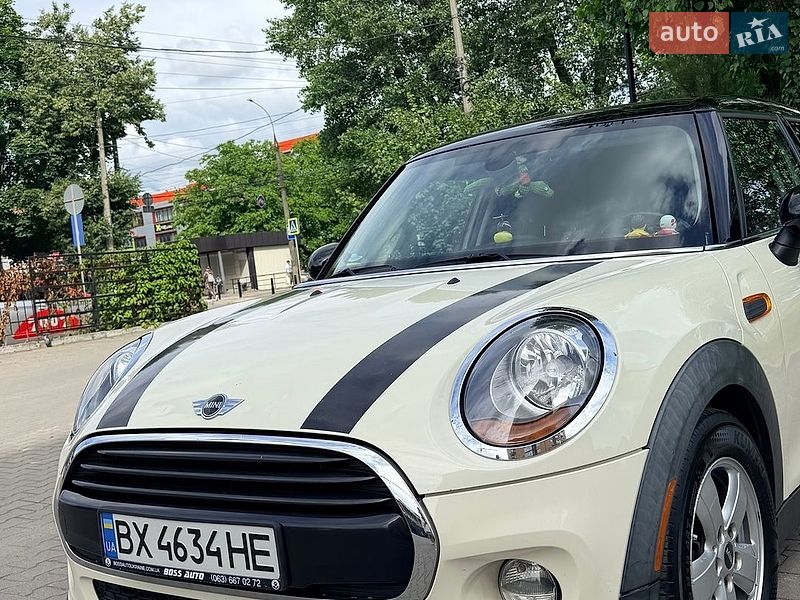 Хетчбек MINI Cooper 2015 в Хмельницькому