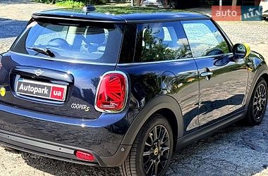 Хетчбек MINI Cooper 2023 в Києві