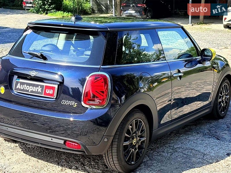 Хетчбек MINI Cooper 2023 в Києві