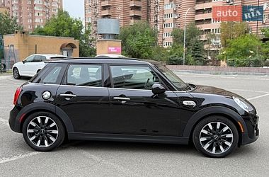 Хэтчбек MINI Cooper 2015 в Киеве