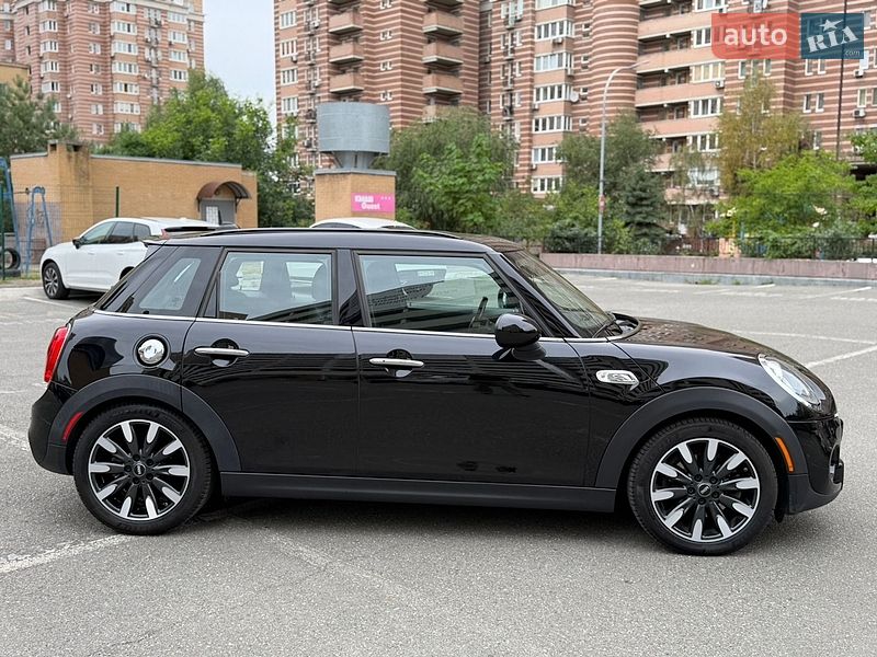 Хэтчбек MINI Cooper 2015 в Киеве