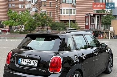 Хэтчбек MINI Cooper 2015 в Киеве