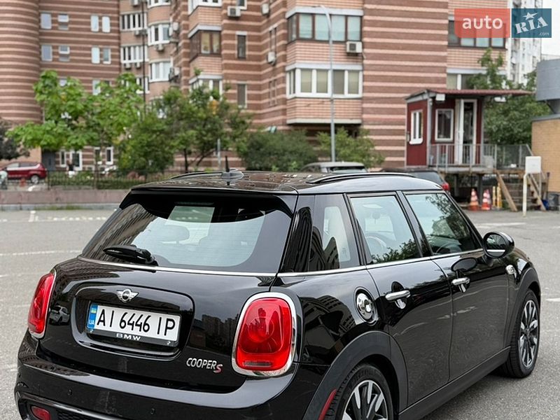 Хэтчбек MINI Cooper 2015 в Киеве
