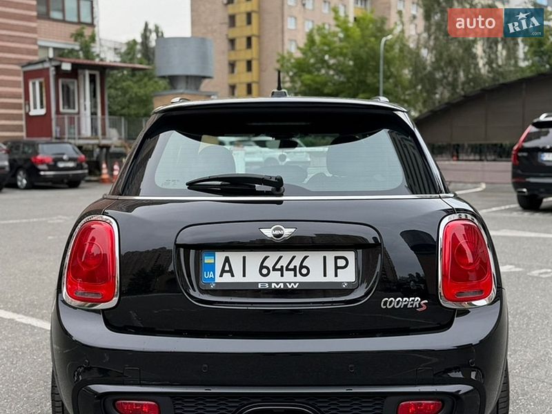 Хэтчбек MINI Cooper 2015 в Киеве