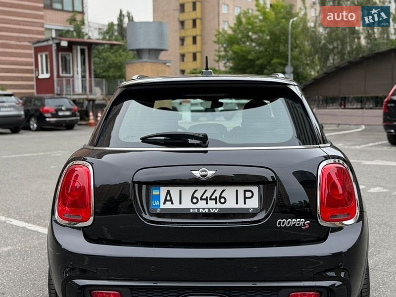 Хэтчбек MINI Cooper 2015 в Киеве