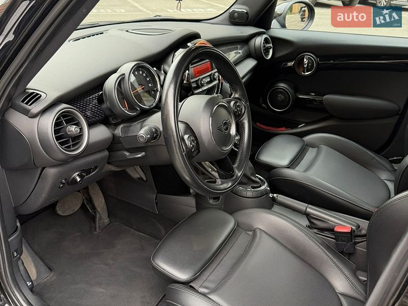 Хэтчбек MINI Cooper 2015 в Киеве