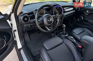 Хэтчбек MINI Cooper 2014 в Ровно фото 3 Хэтчбек MINI Cooper 2014 в Ровно