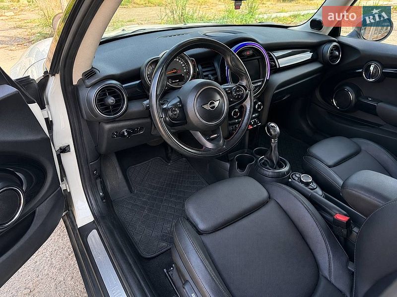 Хэтчбек MINI Cooper 2014 в Ровно фото 3 Хэтчбек MINI Cooper 2014 в Ровно