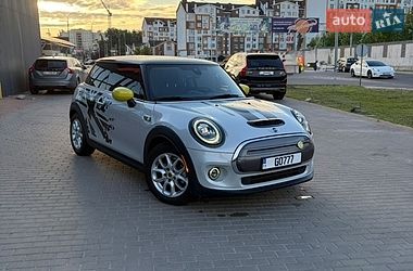 Хэтчбек MINI Cooper 2020 в Киеве